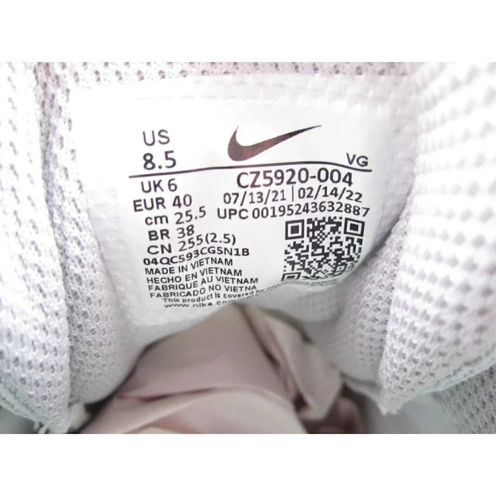 Nike women new